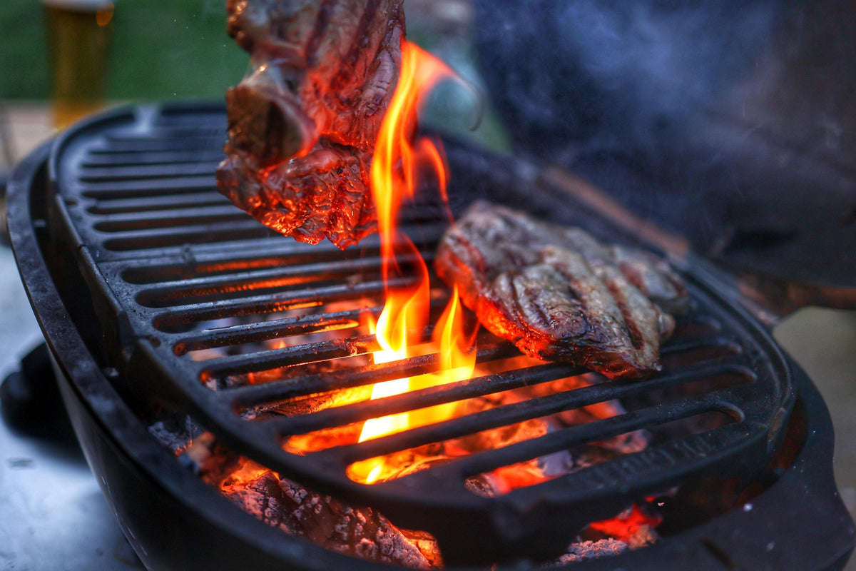 How to Grill More Healthily Over Charcoal