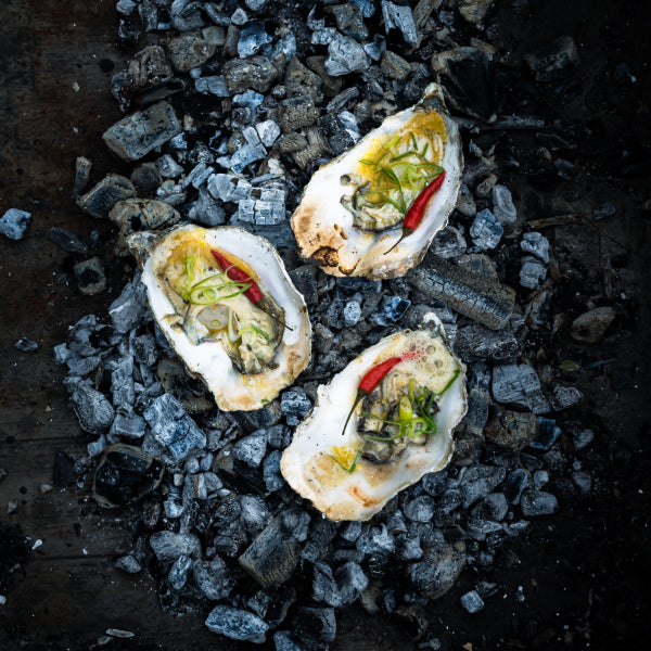 Spicy grilled oysters