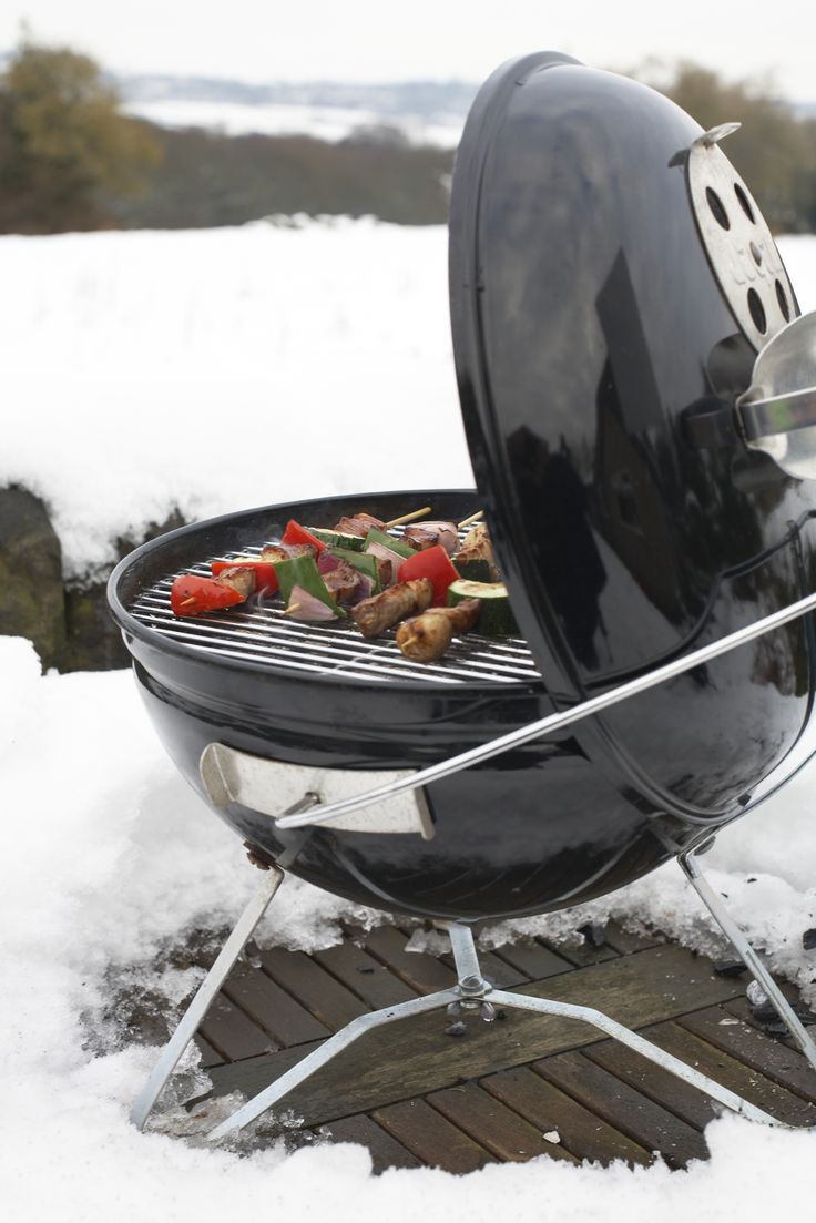 Mastering the Art of Slow-Cooked Winter Comfort Foods Over Charcoal