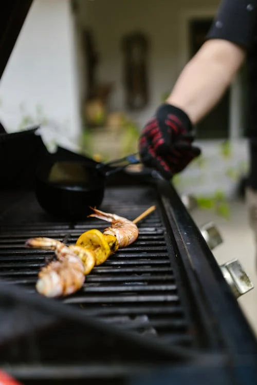 Choosing the Perfect Barbecue Gloves: A Guide to Grilling Success